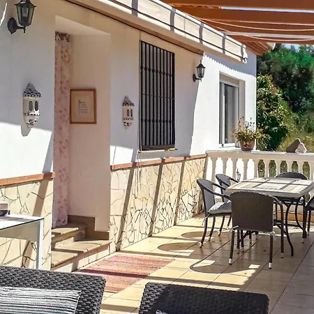 In With Private Swimming Pool, Be Inside Or Outside